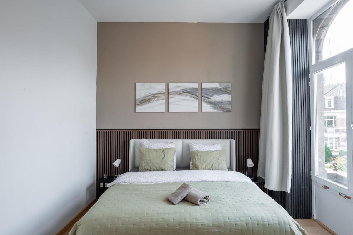 Cozy And Luxurious In Brussels, Laeken * Brussels